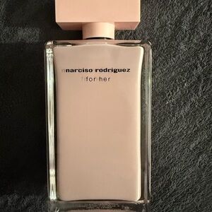 Narciso Rodriguez For Her in Soft Pink